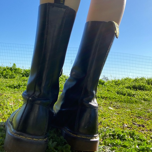 Doc Martens mid calf length size 8 - Picture 7 of 11